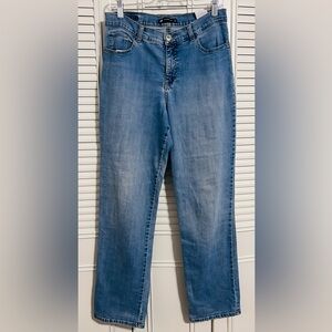 Lee Women's Classic Fit Straight Leg Blue Jeans Size 8